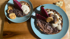 all-tart-cases-decorated-with-dragon-fruit