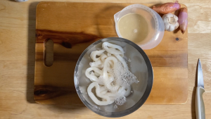 soaking calamari in lemon water